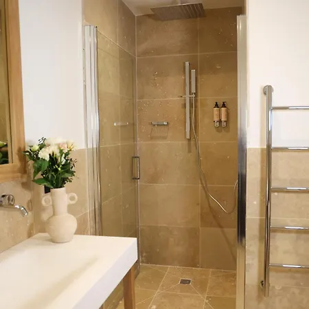 Les Pereire Aparthotel 5*